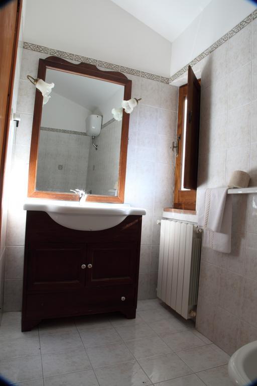 Il Vecchio Mulino Villa Massa Martana Szoba fotó